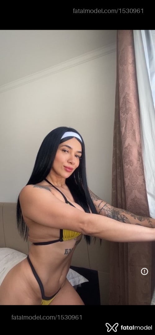 Acompanhante mulher morena (o) de olhos castanhos em Londrina - Khalifa