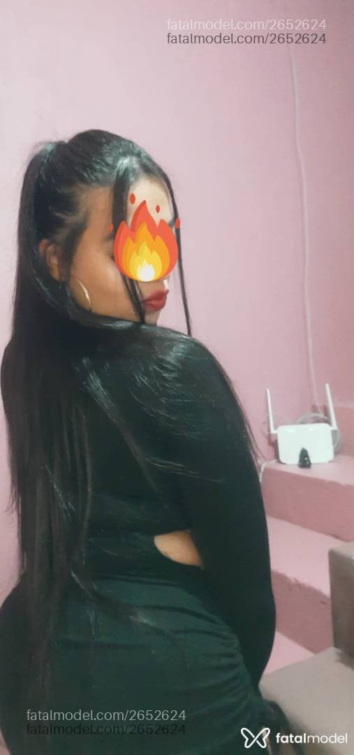 Acompanhante mulher com cabelo castanho de olhos verdes em Criciúma - Allana Gomes