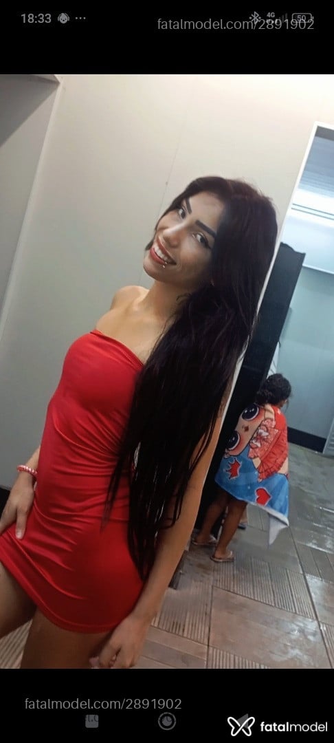 Acompanhante mulher com cabelo castanho de olhos castanhos em Belo Horizonte - Daiane