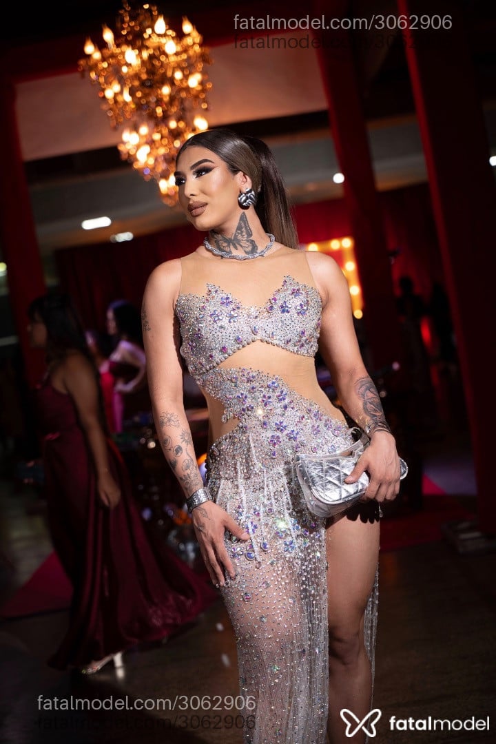 Acompanhante mulher trans loira (o) de olhos pretos em Rio de Janeiro - Alexia Fontenelle