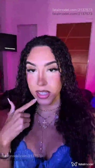 Acompanhante mulher trans morena (o) de olhos castanhos em Rio de Janeiro - Lorena Gomes