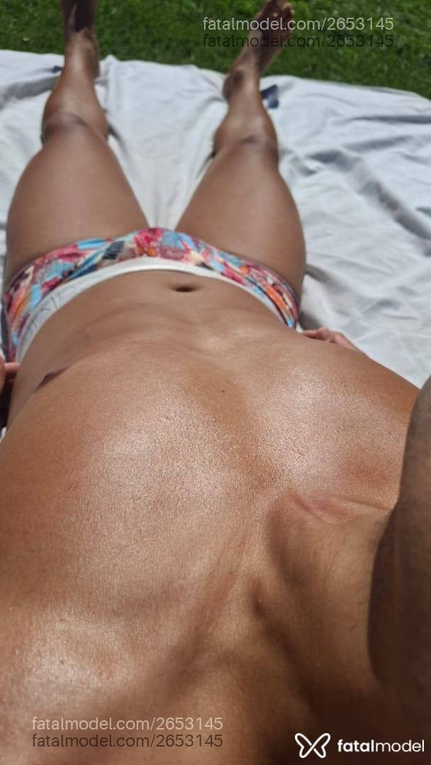 Acompanhante homem morena (o) de olhos castanhos em Rio de Janeiro - Cesar