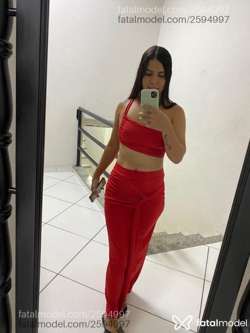 Acompanhante mulher morena (o) de olhos mel em Capelinha - Sandrinha