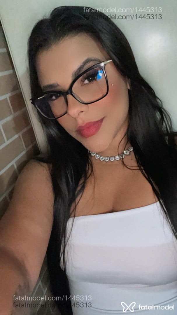 Acompanhante mulher morena (o) de olhos castanhos em Palhoça - Monique Freitas