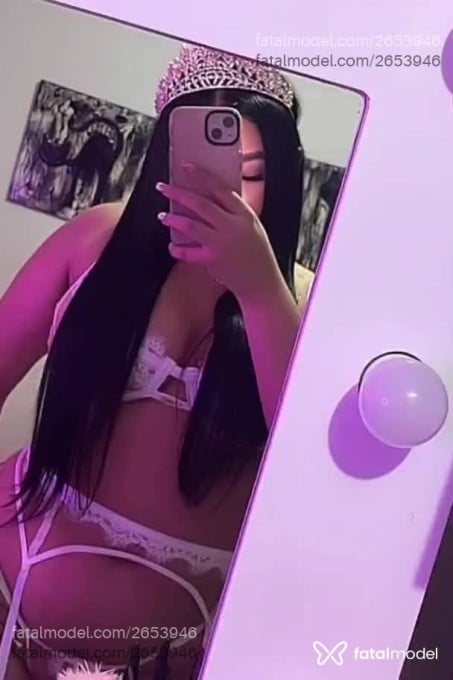 Acompanhante mulher morena (o) de olhos verdes em Matão - Eloáh Mendes