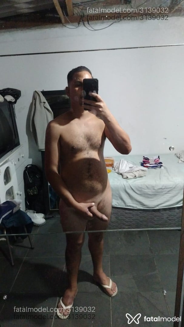 Acompanhante homem com cabelo castanho de olhos castanhos em São Paulo - Thiago Silva