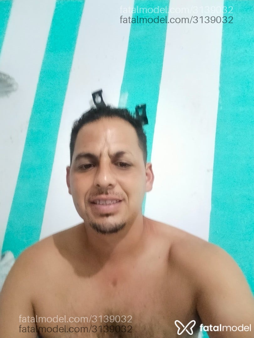 Acompanhante homem com cabelo castanho de olhos castanhos em São Paulo - Thiago Silva
