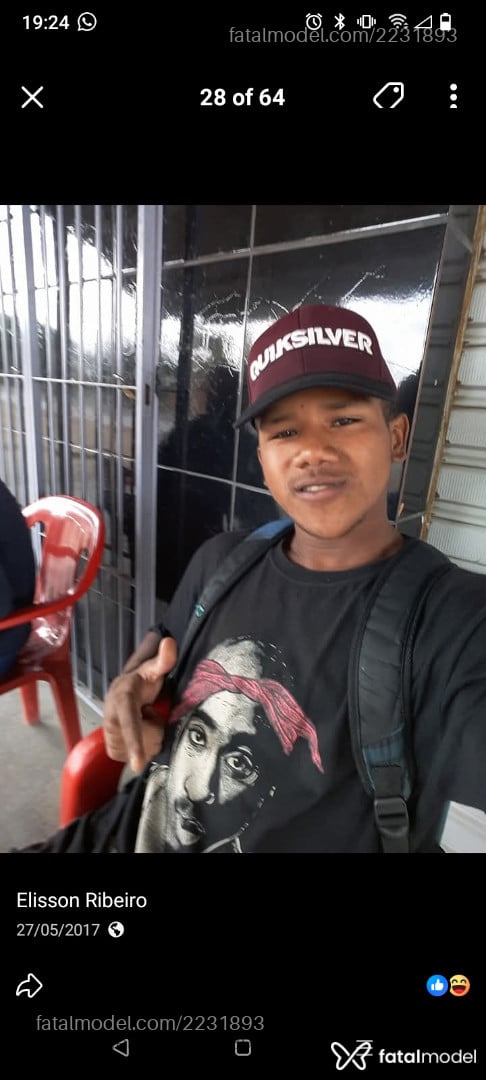 Acompanhante homem morena (o) de olhos castanhos em Porto Alegre - Tairon
