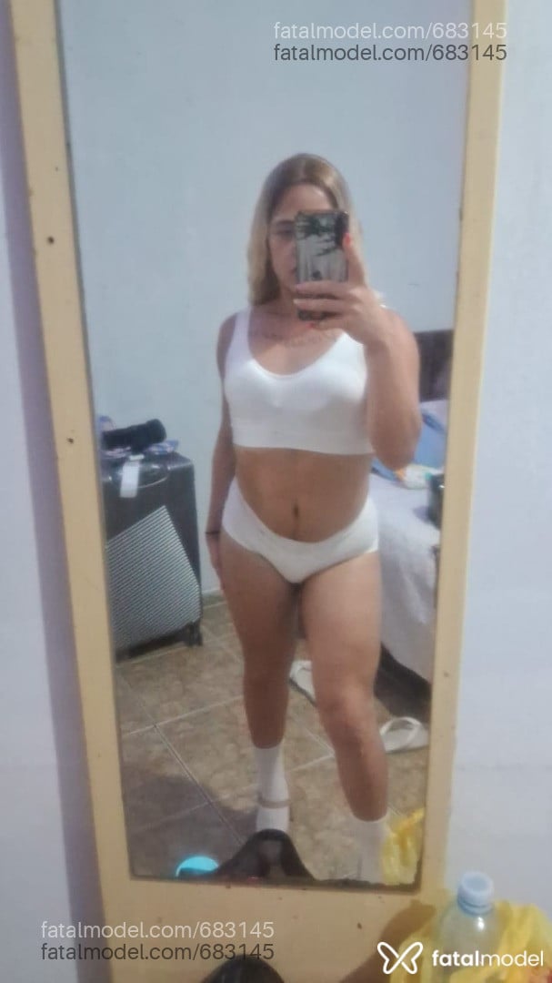 Acompanhante travesti ruiva (o) de olhos mel em Guarulhos - Luna Castro