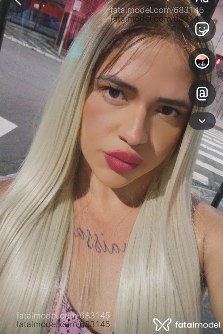 Acompanhante travesti ruiva (o) de olhos mel em Guarulhos - Luna Castro
