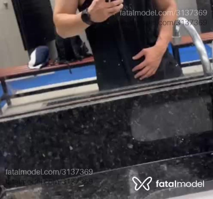 Acompanhante homem com cabelo castanho de olhos castanhos em São Paulo - Lucca Davi
