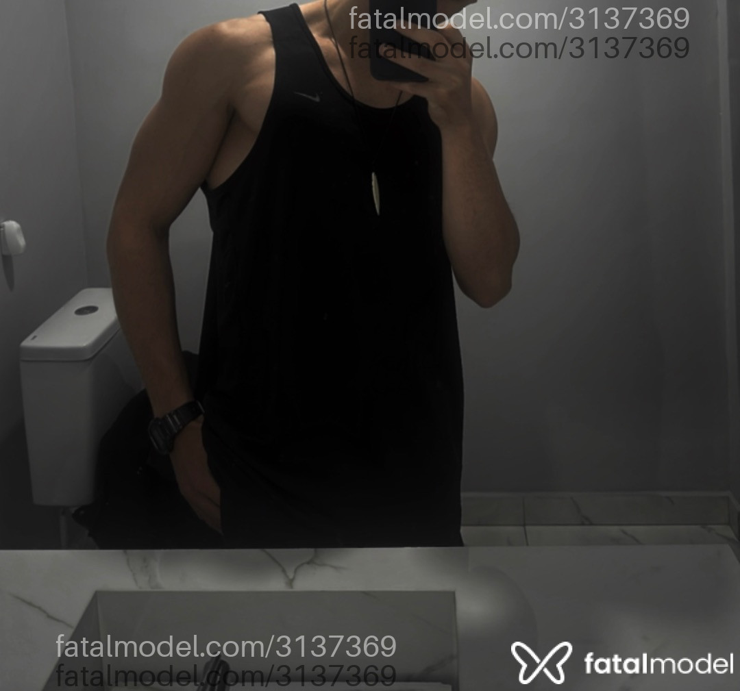 Acompanhante homem com cabelo castanho de olhos castanhos em São Paulo - Lucca Davi