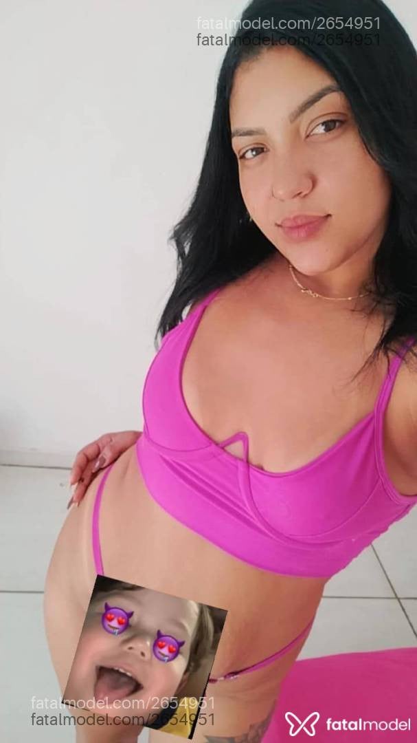 Acompanhante mulher morena (o) de olhos castanhos em Itaúna - Biaah