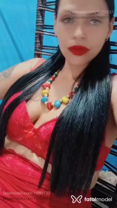 Acompanhante mulher morena (o) de olhos verdes - Paola Sanshez Acompanhante mulher morena (o) de olhos verdes - Paola Sanshez