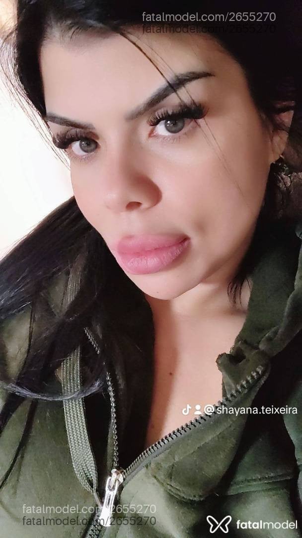Acompanhante mulher morena (o) de olhos castanhos - Rafaela