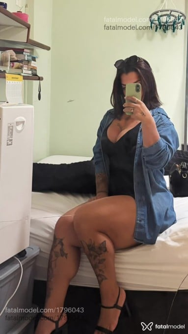 Acompanhante mulher com cabelo castanho de olhos castanhos em Santos - Natasha