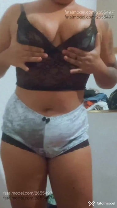 Acompanhante mulher morena (o) de olhos castanhos em Contagem - Jade Lopez