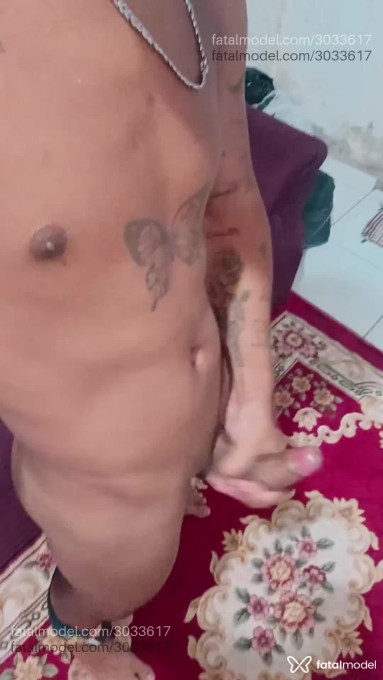 Acompanhante homem com cabelo castanho de olhos castanhos em Virtual Acompanhante homem com cabelo castanho de olhos castanhos em Virtual - Luiz Angelo