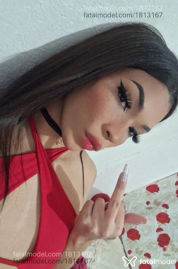 Acompanhante mulher trans morena (o) de olhos castanhos em Piracicaba - Sophia Bueno