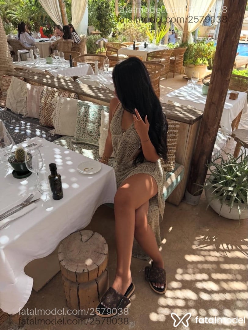 Acompanhante mulher morena (o) de olhos pretos em Rio de Janeiro - Loh