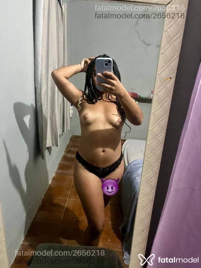 Acompanhante mulher morena (o) de olhos castanhos em Saquarema - Sarah