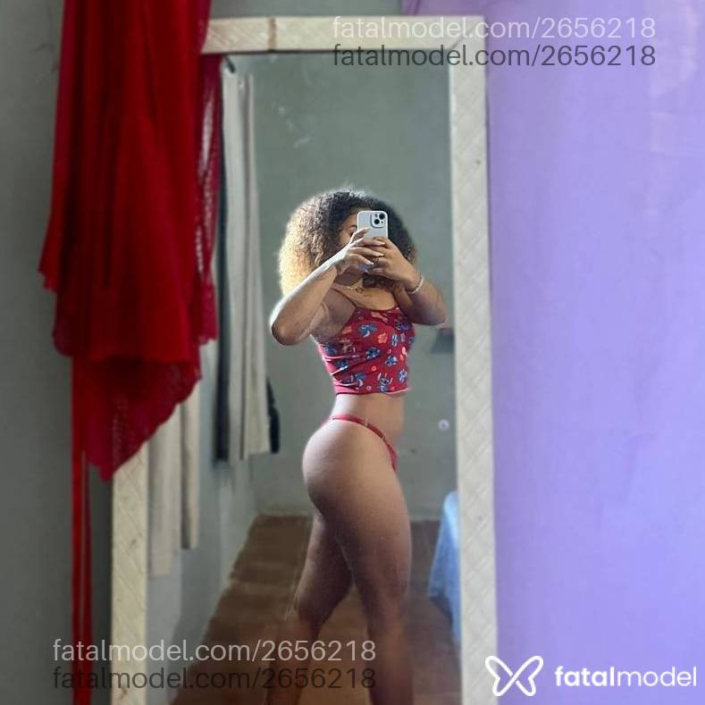Acompanhante mulher morena (o) de olhos castanhos em Saquarema Acompanhante mulher morena (o) de olhos castanhos em Saquarema - Sarah