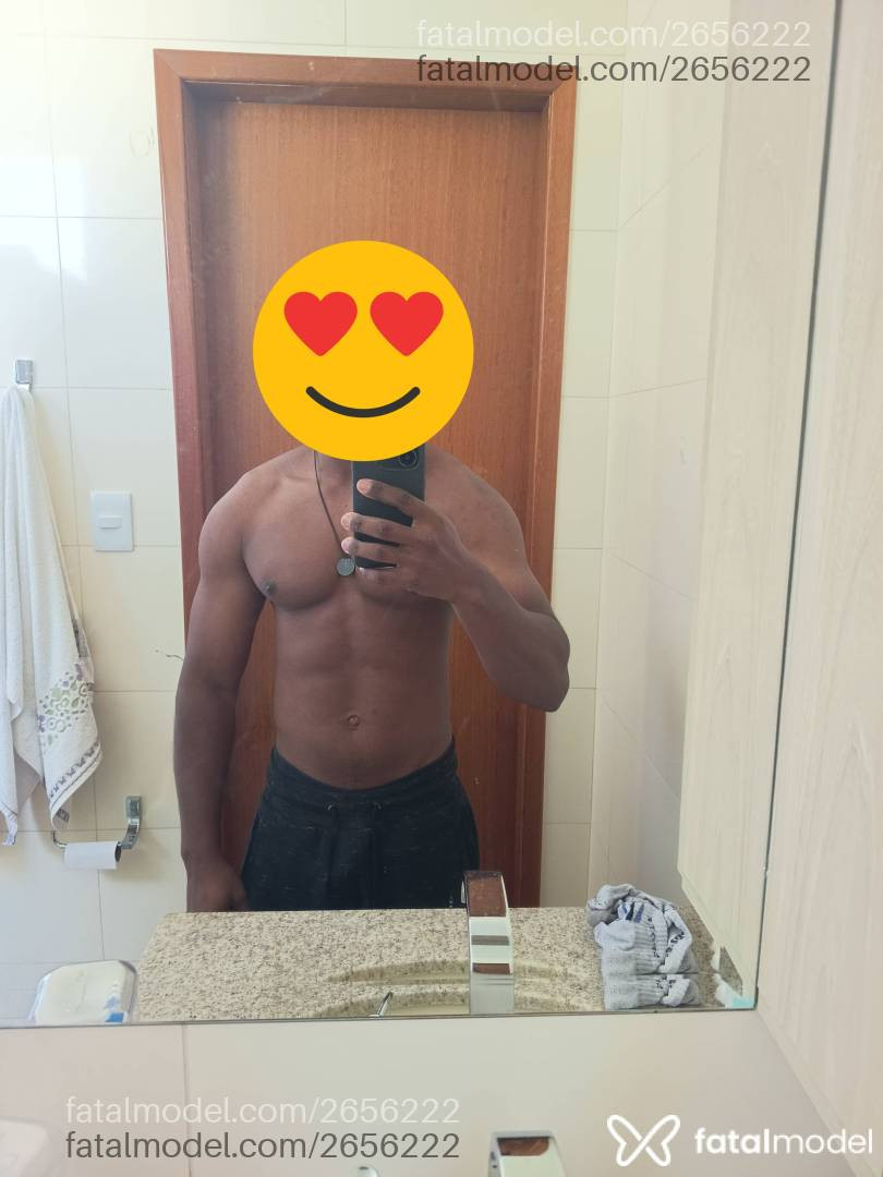 Acompanhante homem morena (o) de olhos pretos em Rio de Janeiro - Thiaguinho