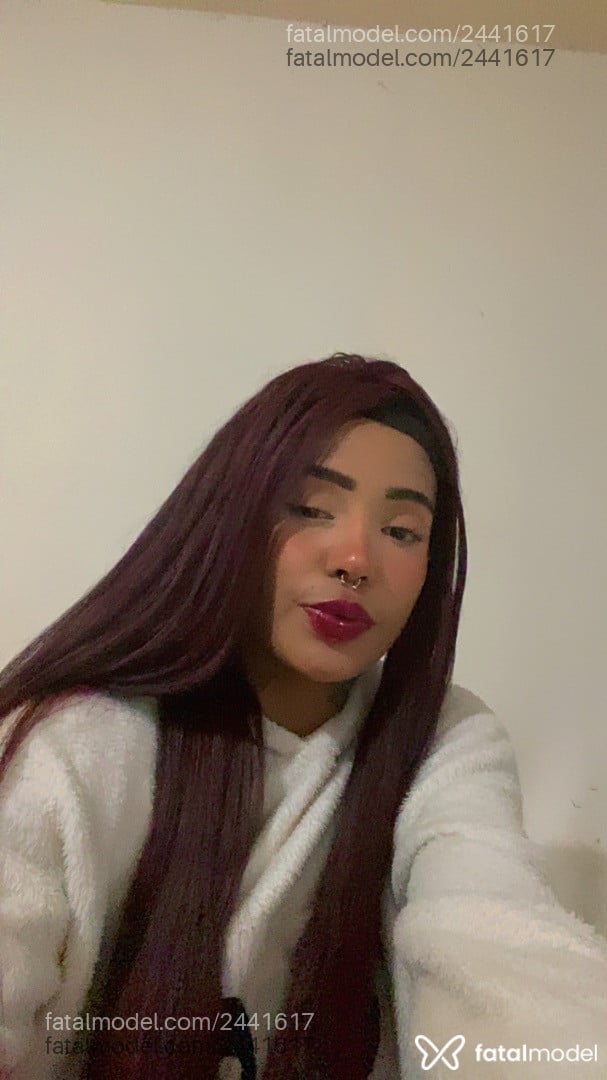 Acompanhante mulher morena (o) de olhos pretos em João Pinheiro Acompanhante mulher morena (o) de olhos pretos em João Pinheiro - Gabrielly