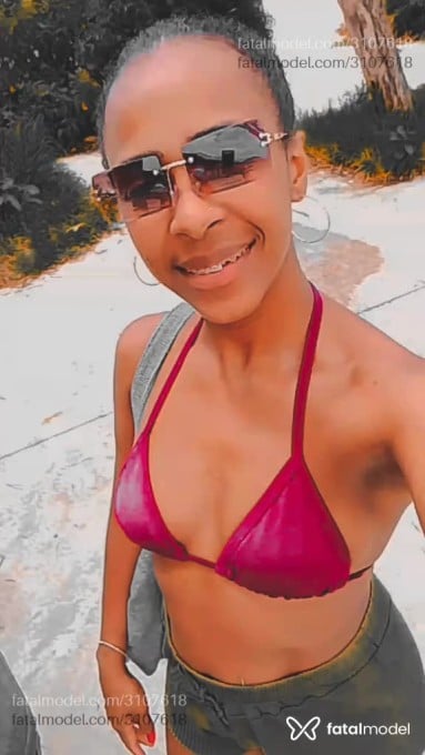 Acompanhante mulher morena (o) de olhos pretos em São Paulo - Cléia