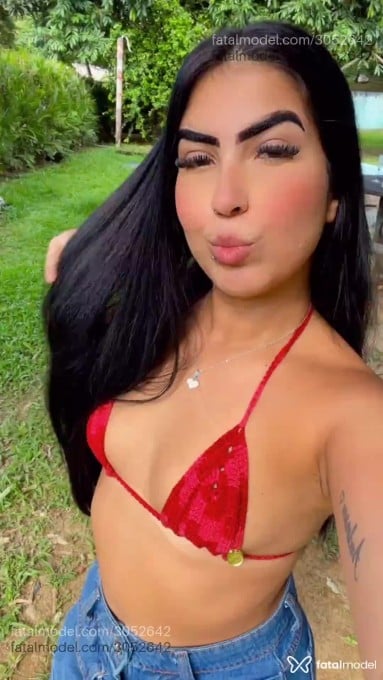 Acompanhante mulher morena (o) de olhos castanhos em Macaé - Julia