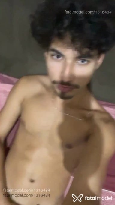 Acompanhante homem com cabelo castanho de olhos castanhos em Rio de Janeiro - Lucca