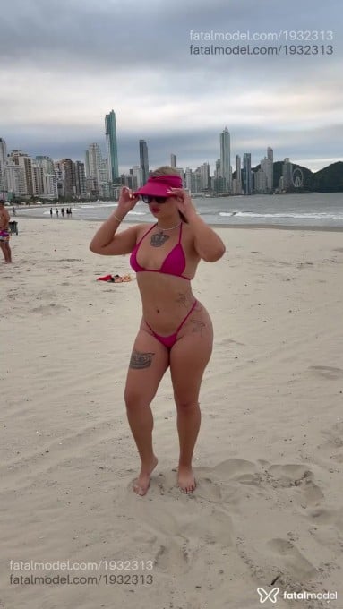 Acompanhante mulher loira (o) de olhos mel em São Paulo Acompanhante mulher loira (o) de olhos mel em São Paulo - Bárbara Valença