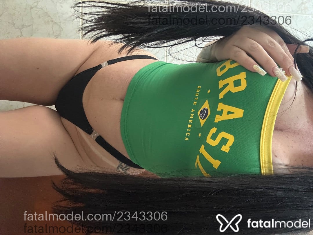 Acompanhante mulher morena (o) de olhos castanhos em Piracicaba Acompanhante mulher morena (o) de olhos castanhos em Piracicaba - Mariane