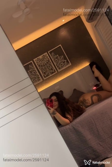 Acompanhante mulher com cabelo castanho de olhos castanhos em São José do Rio Preto - Karol Goiana