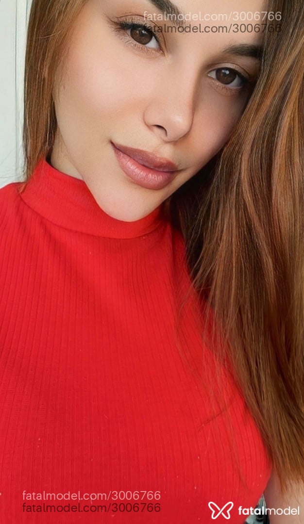 Acompanhante mulher ruiva (o) de olhos castanhos em Curitiba - Jhenifer Victoria