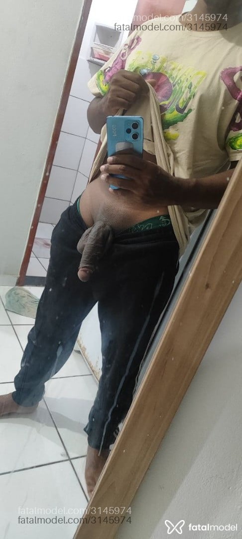 Acompanhante homem morena (o) de olhos pretos em São Paulo - Moto Moto