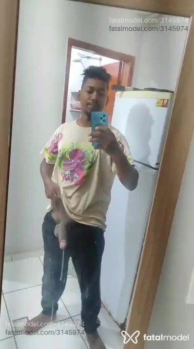 Acompanhante homem morena (o) de olhos pretos em São Paulo - Moto Moto