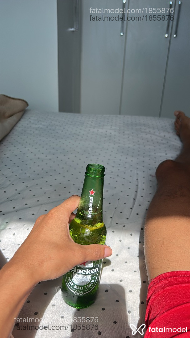 Acompanhante homem morena (o) de olhos castanhos em Virtual Acompanhante homem morena (o) de olhos castanhos em Virtual - Netinho