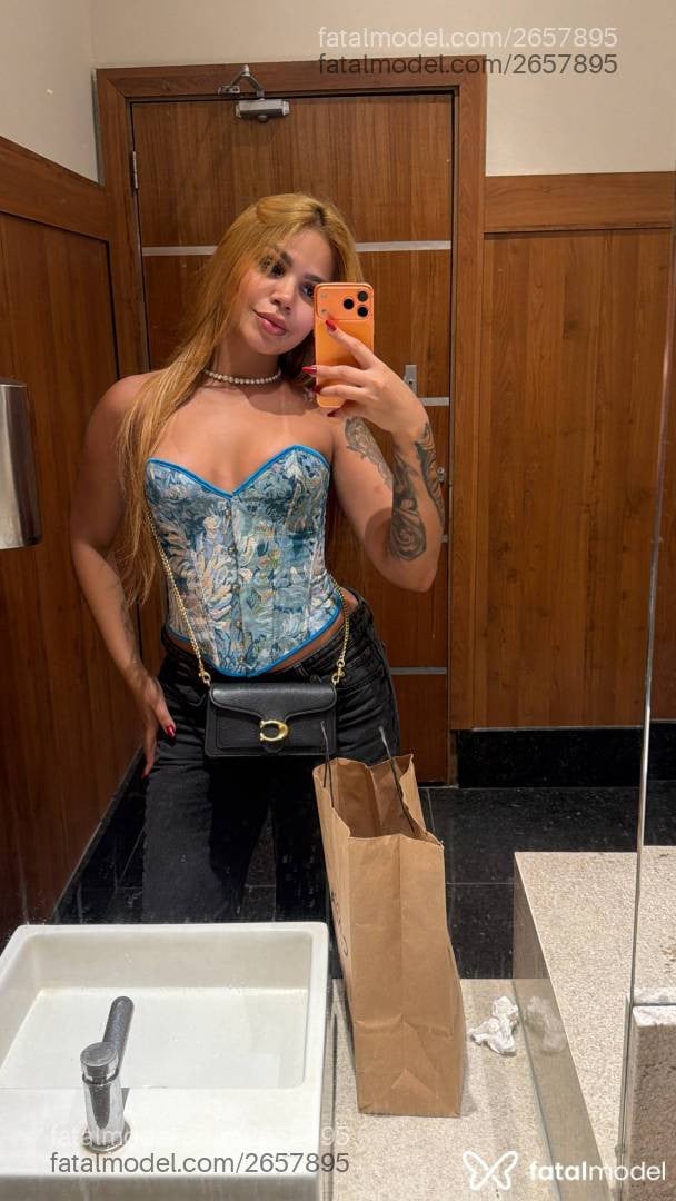 Acompanhante mulher morena (o) de olhos castanhos em Cuiabá - Angel