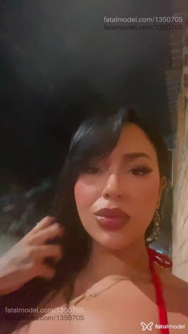 Acompanhante mulher loira (o) de olhos castanhos - Babi Muniz Acompanhante mulher loira (o) de olhos castanhos - Babi Muniz