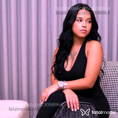 Acompanhante mulher com cabelo castanho de olhos pretos em Ribeirão Preto - Belinha