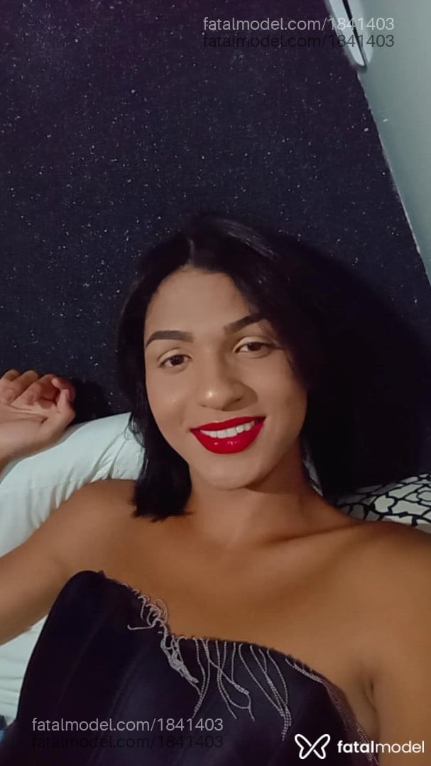 Acompanhante mulher trans morena (o) de olhos castanhos em Tupã Acompanhante mulher trans morena (o) de olhos castanhos em Tupã - Bri