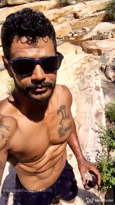 Acompanhante homem morena (o) de olhos castanhos em Irecê Acompanhante homem morena (o) de olhos castanhos em Irecê - Negobd