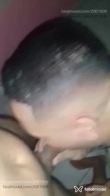 Acompanhante homem com cabelo castanho de olhos pretos em Itajaí - Ricardo