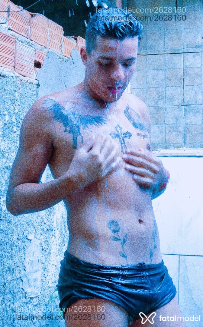 Acompanhante homem morena (o) de olhos castanhos - Sebastian Ambrosio Acompanhante homem morena (o) de olhos castanhos - Sebastian Ambrosio