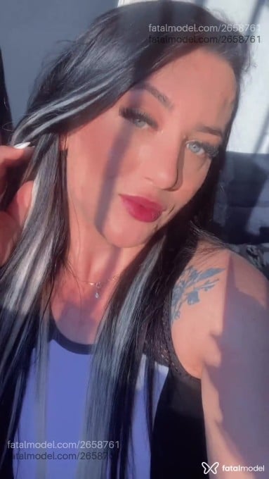 Acompanhante mulher morena (o) de olhos azuis em Curitiba - Lara