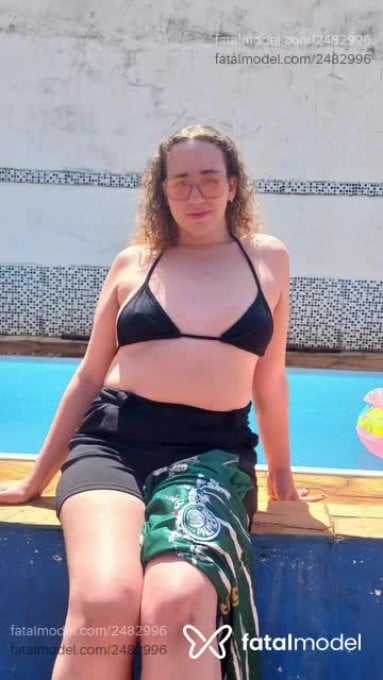 Acompanhante mulher trans com cabelo castanho de olhos mel em Orlândia - Nati Butt