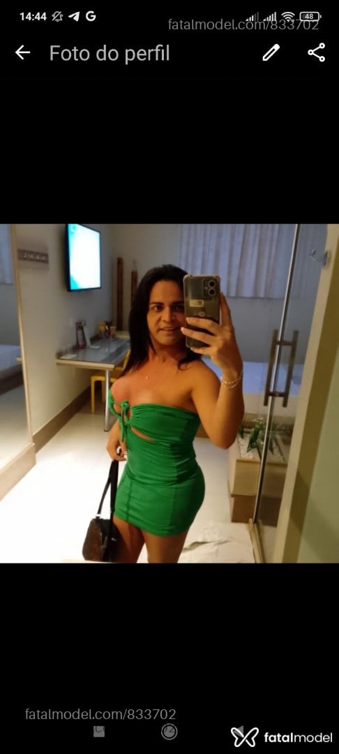 Acompanhante mulher trans morena (o) de olhos castanhos em Barueri - Carol Garcia