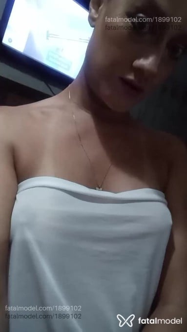 Acompanhante mulher trans morena (o) de olhos verdes em Itajaí - Fox Madalena