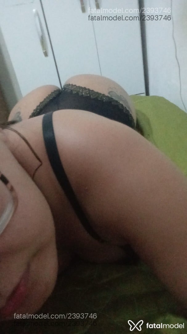 Acompanhante mulher com cabelo castanho de olhos castanhos em Caucaia Acompanhante mulher com cabelo castanho de olhos castanhos em Caucaia - Morena Impecável